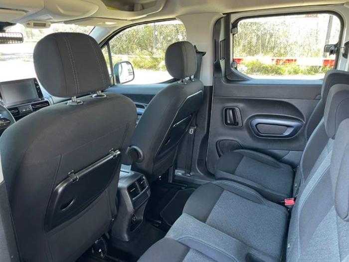 PeugeotRifter BlueHDi 100 Allure Business Standard 73 kW (100 CV) Vehículo usado en Barcelona - 10 PeugeotRifter BlueHDi 100 Allure Business Standard 73 kW (100 CV) Vehículo usado en Barcelona - 10