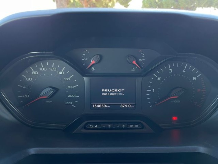 PeugeotRifter BlueHDi 100 Allure Business Standard 73 kW (100 CV) Vehículo usado en Barcelona - 22 PeugeotRifter BlueHDi 100 Allure Business Standard 73 kW (100 CV) Vehículo usado en Barcelona - 22