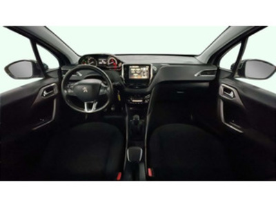 Peugeot 2008 VTI 82 Style 60 kW (82 CV) Peugeot 2008 VTI 82 Style 60 kW (82 CV)