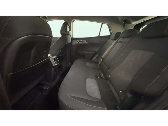 KiaSportage 1.6 T-GDi HEV Drive 4x2 158 kW (215 CV) Vehículo usado en Barcelona - 7 KiaSportage 1.6 T-GDi HEV Drive 4x2 158 kW (215 CV) Vehículo usado en Barcelona - 7