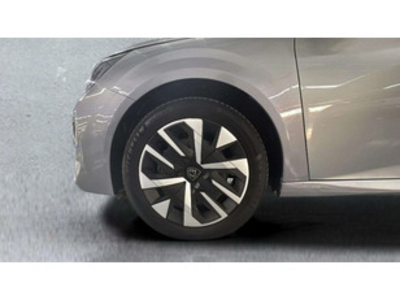 Peugeot 208 PureTech 100 Active 75 kW (100 CV) Peugeot 208 PureTech 100 Active 75 kW (100 CV)