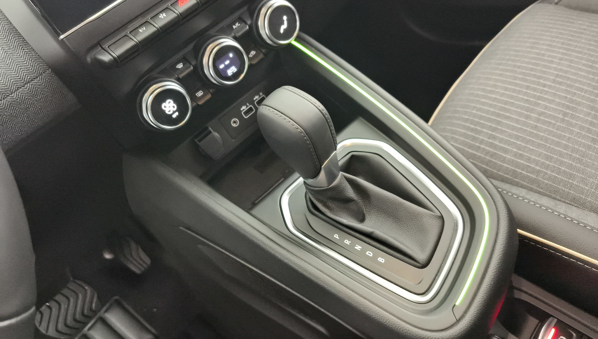 Renault Clio Techno E-Tech full Híbrido 105 kW (143 CV) - 20