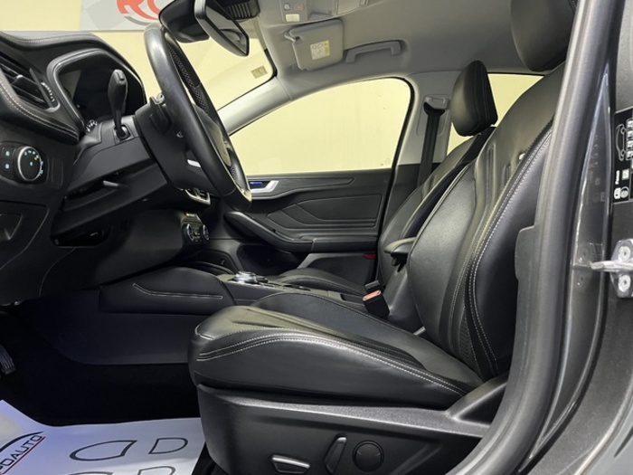 FordFocus 1.0 Ecoboost Vignale Auto 92 kW (125 CV) Vehículo usado en Barcelona - 9 FordFocus 1.0 Ecoboost Vignale Auto 92 kW (125 CV) Vehículo usado en Barcelona - 9