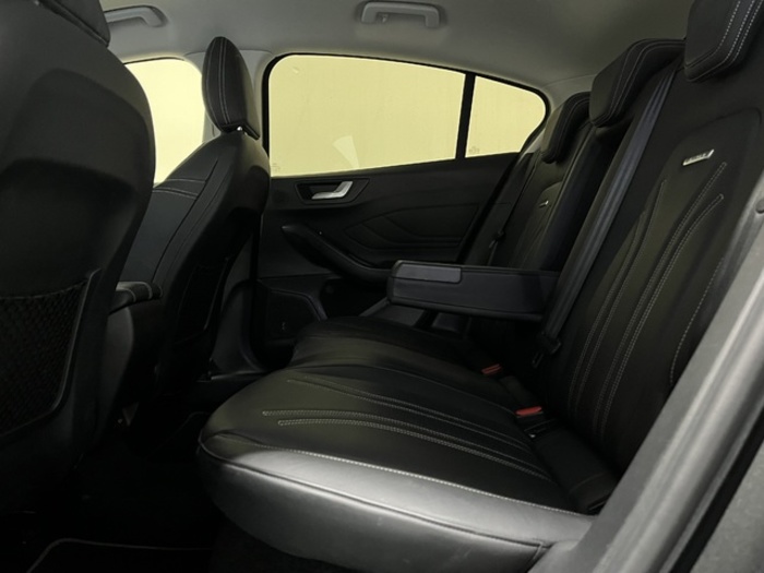 FordFocus 1.0 Ecoboost Vignale Auto 92 kW (125 CV) Vehículo usado en Barcelona - 11 FordFocus 1.0 Ecoboost Vignale Auto 92 kW (125 CV) Vehículo usado en Barcelona - 11