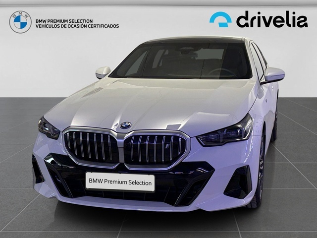 BMWi5 xDrive40 290 kW (394 CV)