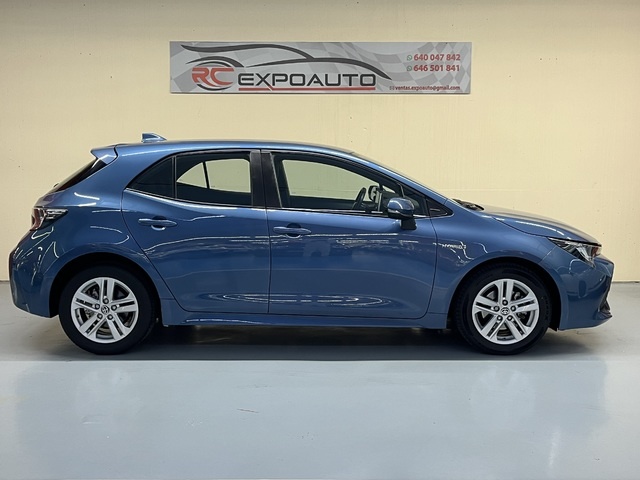 ToyotaCorolla 1.8 125 Híbrido Active Tech E-CVT 90 kW (122 CV) Vehículo usado en Barcelona - 4