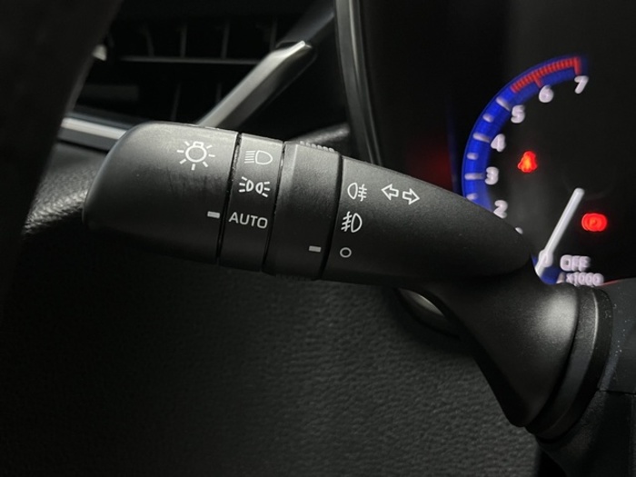 ToyotaCorolla 1.8 125 Híbrido Active Tech E-CVT 90 kW (122 CV) Vehículo usado en Barcelona - 15 ToyotaCorolla 1.8 125 Híbrido Active Tech E-CVT 90 kW (122 CV) Vehículo usado en Barcelona - 15