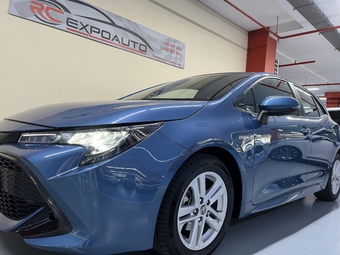 ToyotaCorolla 1.8 125 Híbrido Active Tech E-CVT 90 kW (122 CV) Vehículo usado en Barcelona - 29 ToyotaCorolla 1.8 125 Híbrido Active Tech E-CVT 90 kW (122 CV) Vehículo usado en Barcelona - 29