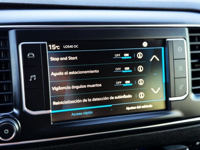 PeugeotTraveller BlueHDi 120 S&S Active Long 88 kW (120 CV) Vehículo usado en Barcelona - 21 PeugeotTraveller BlueHDi 120 S&S Active Long 88 kW (120 CV) Vehículo usado en Barcelona - 21