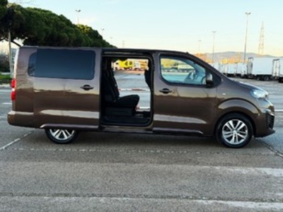 Peugeot Traveller BlueHDi 120 S&S Active Long 88 kW (120 CV) Peugeot Traveller BlueHDi 120 S&S Active Long 88 kW (120 CV)