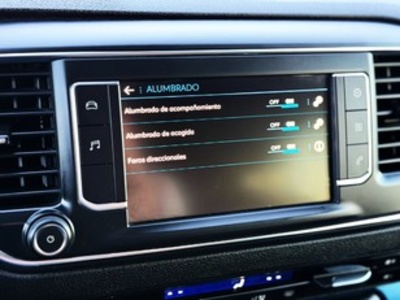 Peugeot Traveller BlueHDi 120 S&S Active Long 88 kW (120 CV) Peugeot Traveller BlueHDi 120 S&S Active Long 88 kW (120 CV)