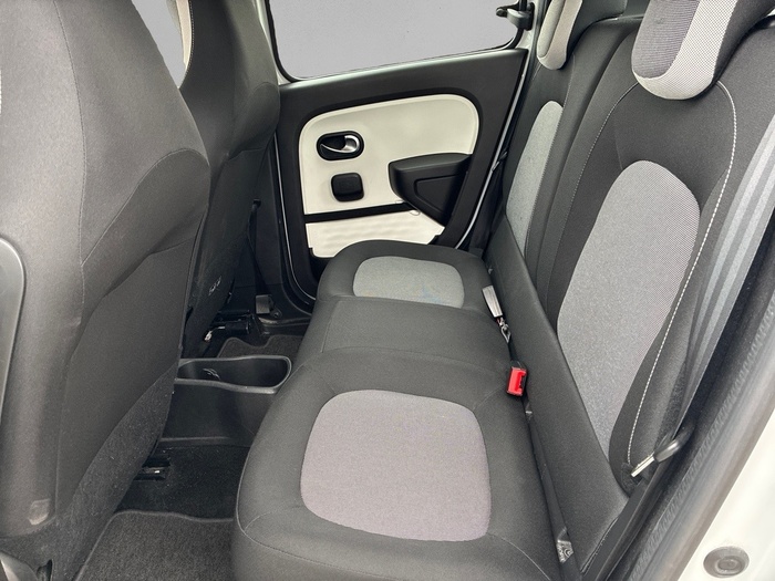 Renault Twingo Zen TCe 66 kW (90 CV) EDC - 9 Renault Twingo Zen TCe 66 kW (90 CV) EDC - 9
