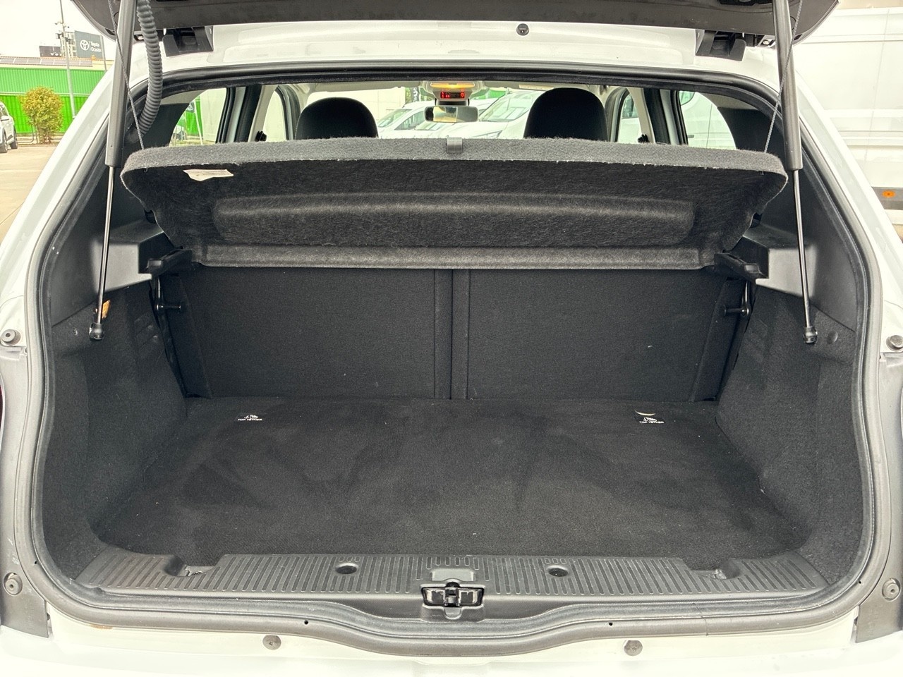 Renault Twingo Zen TCe 66 kW (90 CV) EDC - 12