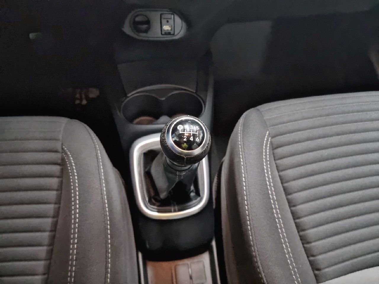 Toyota Yaris 1.5 Active 82 kW (111 CV) - 7