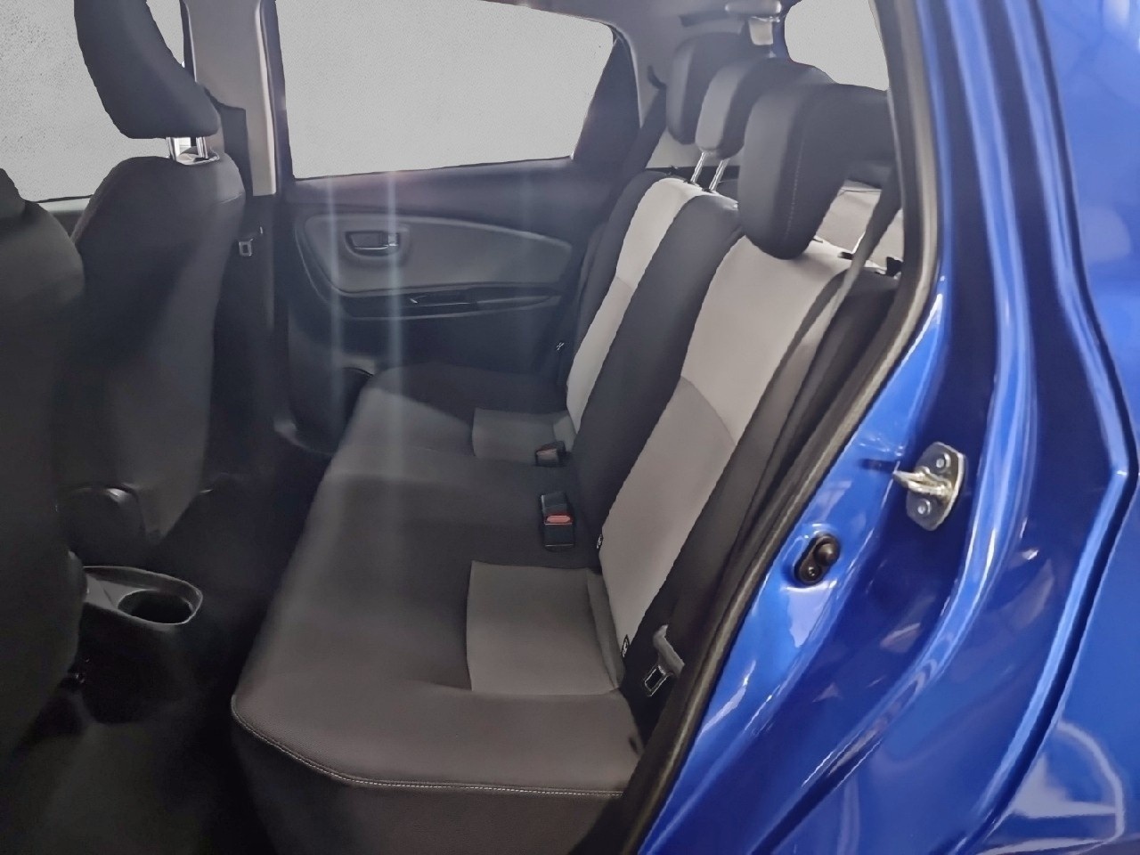 Toyota Yaris 1.5 Active 82 kW (111 CV) - 9