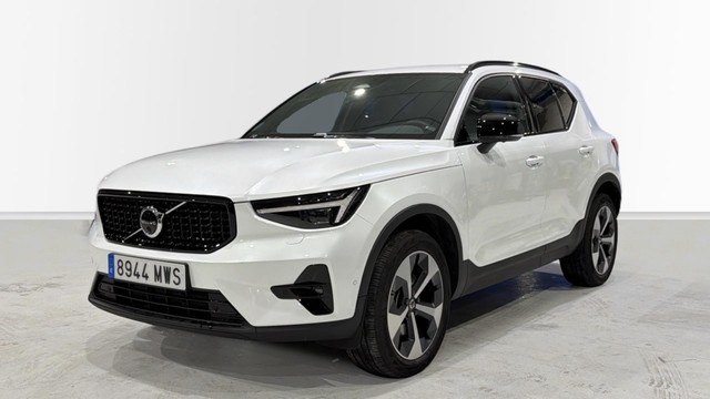 VolvoXC40 B3 G Plus Dark Auto 120 kW (163 CV)