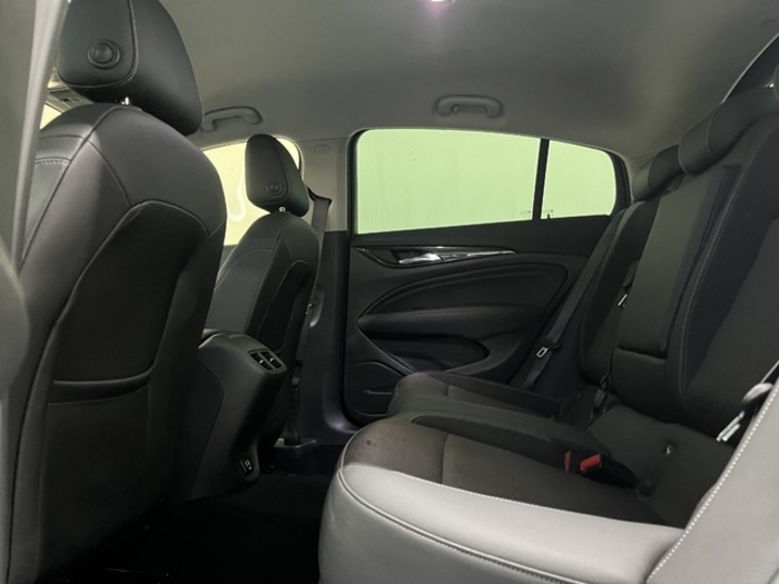 OpelInsignia GS 1.6 CDTi Turbo D Excellence 100 kW (136 CV) Vehículo usado en Barcelona - 11 OpelInsignia GS 1.6 CDTi Turbo D Excellence 100 kW (136 CV) Vehículo usado en Barcelona - 11