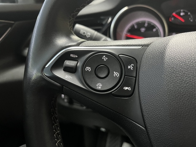 OpelInsignia GS 1.6 CDTi Turbo D Excellence 100 kW (136 CV) Vehículo usado en Barcelona - 16