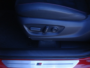 Toyota C-HR 220PH Premiere Edition GR Sport 164 kW (223 CV)