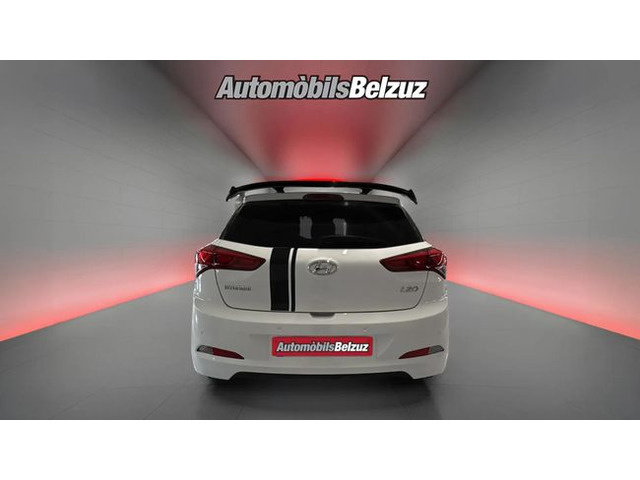 Hyundaii20 1.4 CRDI BlueDrive Essence 66 kW (90 CV) Vehículo usado en Barcelona - 5
