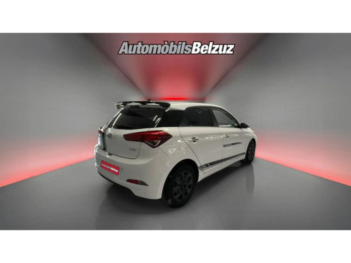 Hyundaii20 1.4 CRDI BlueDrive Essence 66 kW (90 CV) Vehículo usado en Barcelona - 6 Hyundaii20 1.4 CRDI BlueDrive Essence 66 kW (90 CV) Vehículo usado en Barcelona - 6