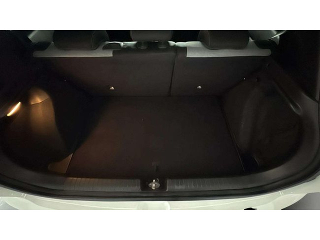 Hyundaii20 1.4 CRDI BlueDrive Essence 66 kW (90 CV) Vehículo usado en Barcelona - 16