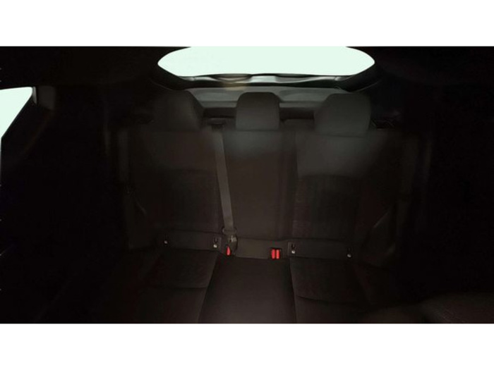 ToyotaC-HR 1.8 125H Active 90 kW (122 CV) Vehículo usado en Barcelona - 8 ToyotaC-HR 1.8 125H Active 90 kW (122 CV) Vehículo usado en Barcelona - 8