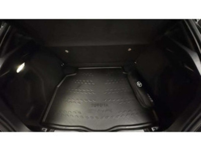 Toyota C-HR 1.8 125H Active 90 kW (122 CV) Toyota C-HR 1.8 125H Active 90 kW (122 CV)