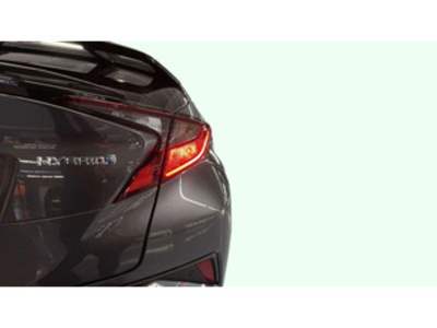 Toyota C-HR 1.8 125H Active 90 kW (122 CV) Toyota C-HR 1.8 125H Active 90 kW (122 CV)