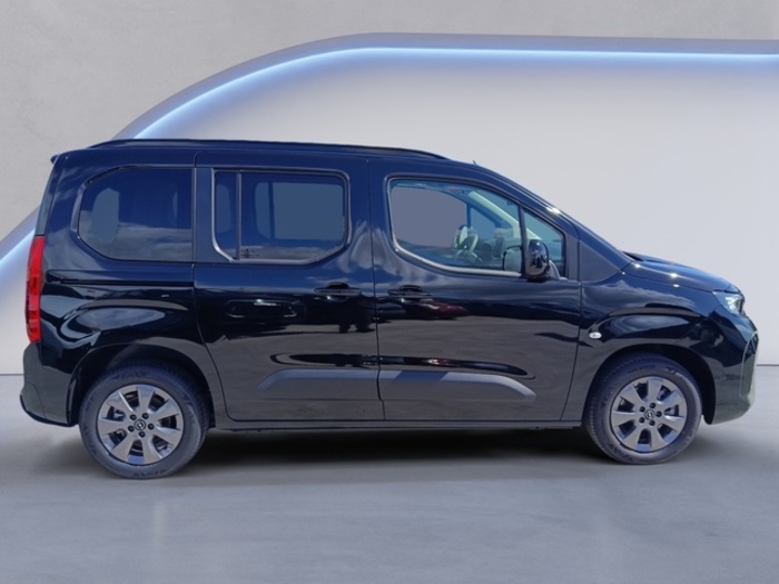 Opel Combo Combi 1.5 Td S/S 74 kW (100 CV) KM0 en Las Palmas - 8 Opel Combo Combi 1.5 Td S/S 74 kW (100 CV) KM0 en Las Palmas - 8