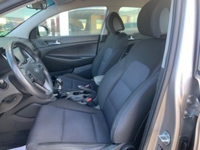 Hyundai Tucson 1.7 CRDI BlueDrive Go! DCT 4x2 104 kW (141 CV) Hyundai Tucson 1.7 CRDI BlueDrive Go! DCT 4x2 104 kW (141 CV)