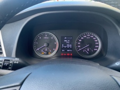 Hyundai Tucson 1.7 CRDI BlueDrive Go! DCT 4x2 104 kW (141 CV) Hyundai Tucson 1.7 CRDI BlueDrive Go! DCT 4x2 104 kW (141 CV)