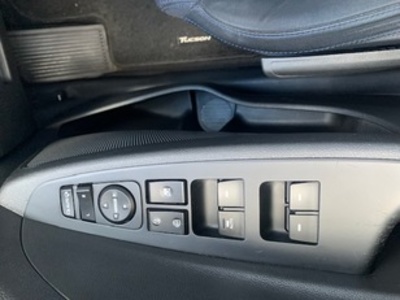 Hyundai Tucson 1.7 CRDI BlueDrive Go! DCT 4x2 104 kW (141 CV) Hyundai Tucson 1.7 CRDI BlueDrive Go! DCT 4x2 104 kW (141 CV)