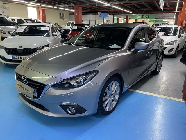 MazdaMazda 3 2.0 GE Luxury Safety AT 88 kW (120 CV) Vehículo usado en Barcelona - 5