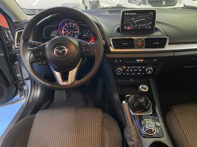 MazdaMazda 3 2.0 GE Luxury Safety AT 88 kW (120 CV) Vehículo usado en Barcelona - 17