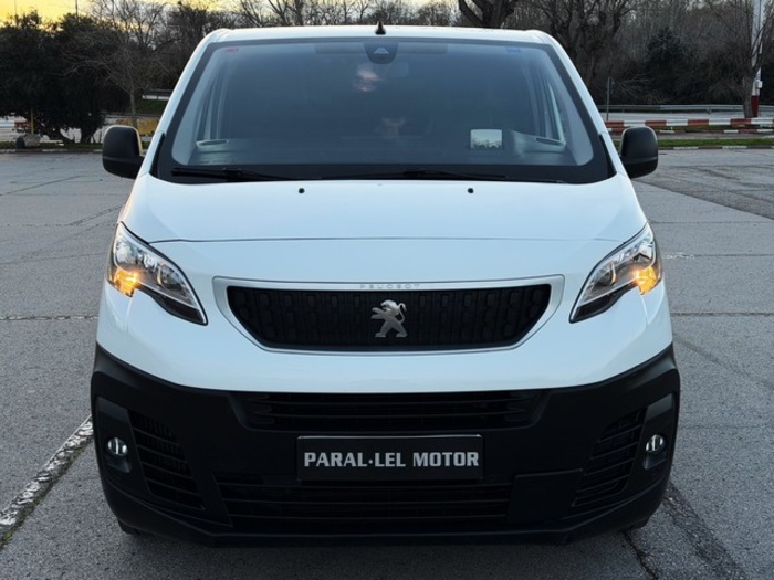 PeugeotExpert Combi BlueHDi 100 S&S Standard 75 kW (102 CV) Vehículo usado en Barcelona - 5 PeugeotExpert Combi BlueHDi 100 S&S Standard 75 kW (102 CV) Vehículo usado en Barcelona - 5