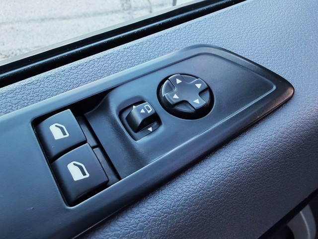 PeugeotExpert Combi BlueHDi 100 S&S Standard 75 kW (102 CV) Vehículo usado en Barcelona - 8