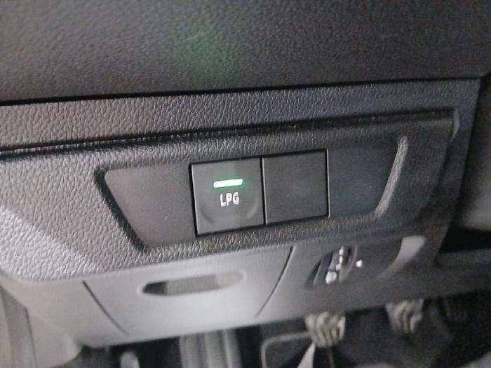 Dacia Sandero Stepway Comfort ECO-G 74 kW (100 CV) - 15 Dacia Sandero Stepway Comfort ECO-G 74 kW (100 CV) - 15