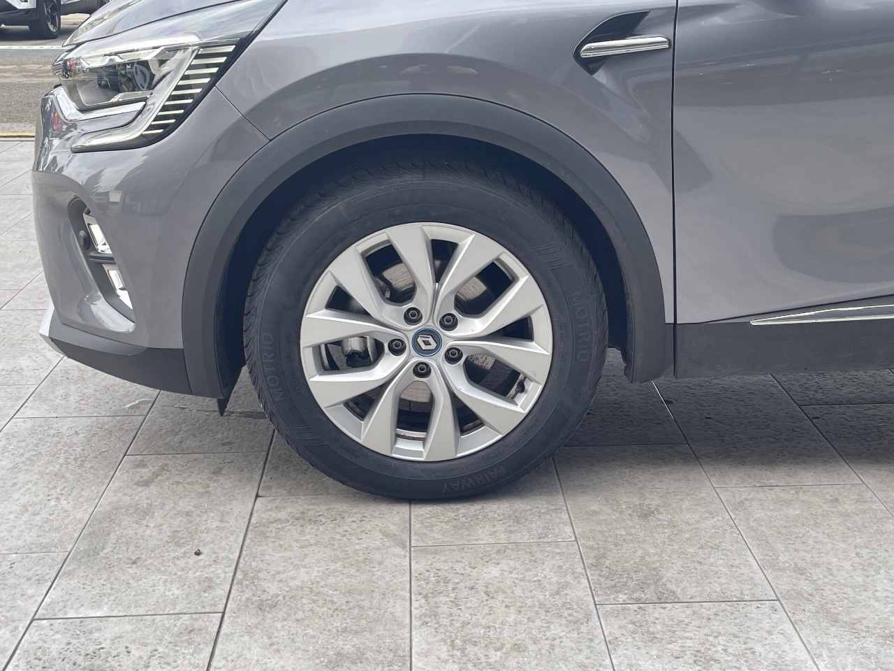 Renault Captur Zen E-TECH Híbrido enchufable 118 kW (160 CV) - 10