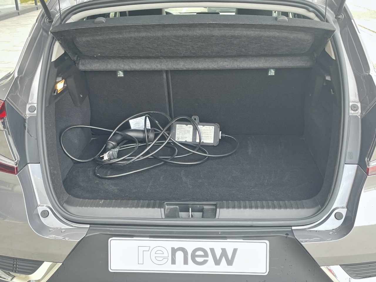 Renault Captur Zen E-TECH Híbrido enchufable 118 kW (160 CV) - 12