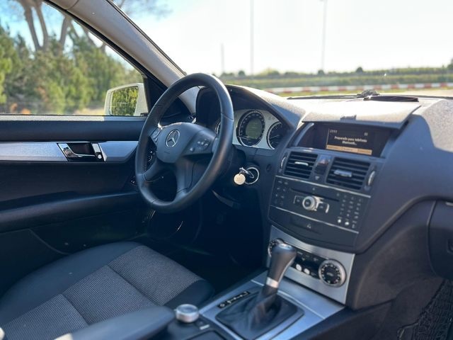Mercedes-BenzClase C C 200 K Avantgarde 135 kW (184 CV) Vehículo usado en Barcelona - 28
