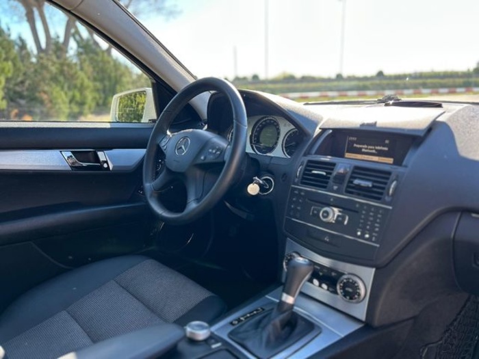 Mercedes-BenzClase C C 200 K Avantgarde 135 kW (184 CV) Vehículo usado en Barcelona - 28 Mercedes-BenzClase C C 200 K Avantgarde 135 kW (184 CV) Vehículo usado en Barcelona - 28