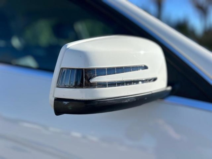 Mercedes-BenzClase C C 200 K Avantgarde 135 kW (184 CV) Vehículo usado en Barcelona - 29 Mercedes-BenzClase C C 200 K Avantgarde 135 kW (184 CV) Vehículo usado en Barcelona - 29