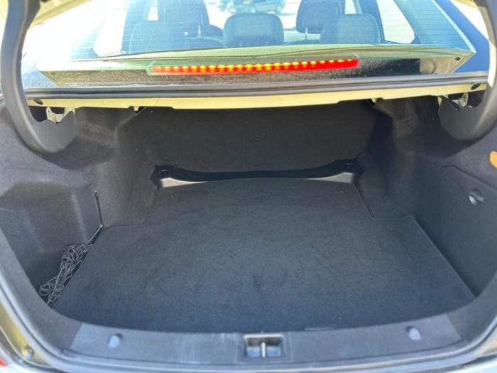 Mercedes-BenzClase C C 200 K Avantgarde 135 kW (184 CV) Vehículo usado en Barcelona - 32 Mercedes-BenzClase C C 200 K Avantgarde 135 kW (184 CV) Vehículo usado en Barcelona - 32