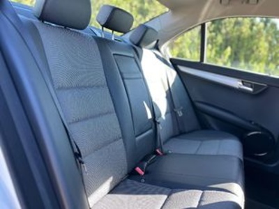 Mercedes-Benz Clase C C 200 K Avantgarde 135 kW (184 CV) Mercedes-Benz Clase C C 200 K Avantgarde 135 kW (184 CV)