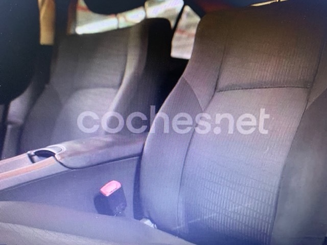 ToyotaAvensis 2.0 D-4D Advance 93 kW (126 CV) Vehículo usado en Barcelona - 5