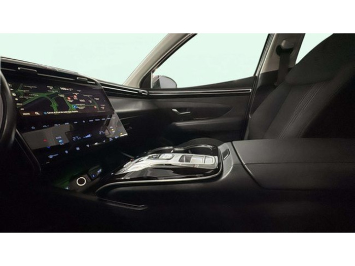 HyundaiTucson 1.6 CRDI 48V Maxx DCT 100 kW (136 CV) Vehículo usado en Barcelona - 16 HyundaiTucson 1.6 CRDI 48V Maxx DCT 100 kW (136 CV) Vehículo usado en Barcelona - 16