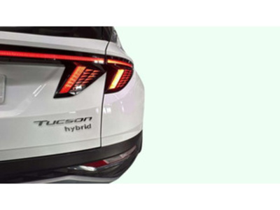 Hyundai Tucson 1.6 CRDI 48V Maxx DCT 100 kW (136 CV) Hyundai Tucson 1.6 CRDI 48V Maxx DCT 100 kW (136 CV)