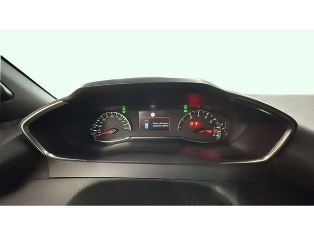 Peugeot2008 PureTech 100 S&S Allure 75 kW (100 CV) Vehículo usado en Barcelona - 12