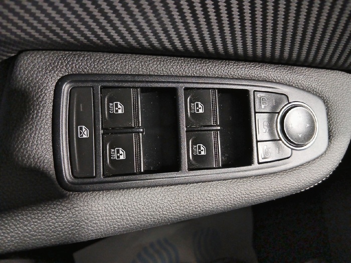 Renault Clio RS Line TCe 103 kW (140 CV) - 16 Renault Clio RS Line TCe 103 kW (140 CV) - 16